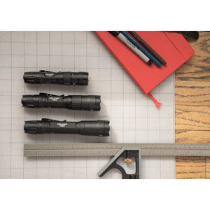 タイムセール本日 高品質 PELICAN (USA) 7610 LED 懐中電灯 Pelican