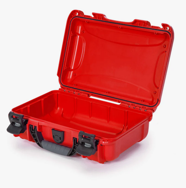 Nanuk Case 909 empty – w/First Aid Logo - Red